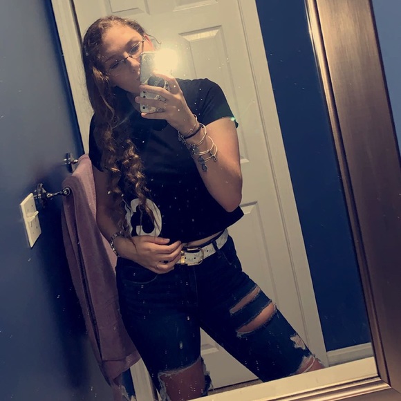 Meet your Posher, Kathy - Picture 2 of 2